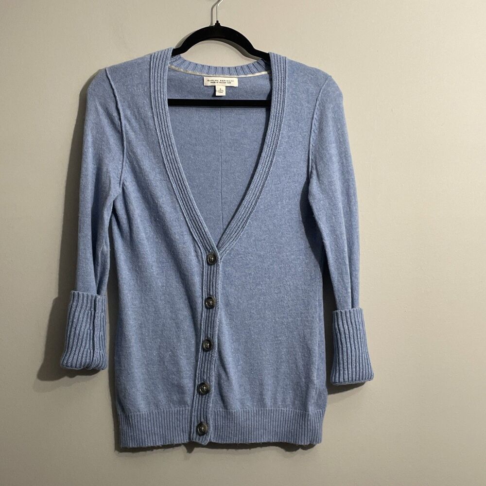 Banana Republic Women’s S Blue Wool Blend Sweater Button Front Soft Warm Classic